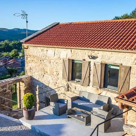 Casa Costina Casa de Férias *