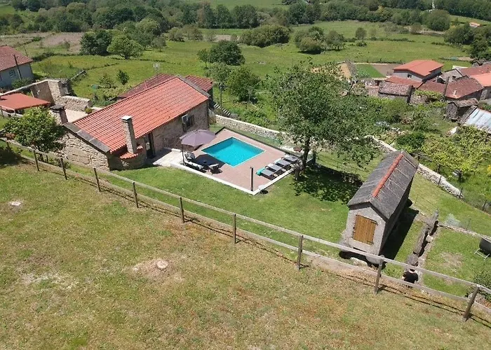 Casa Costina בית נופש *